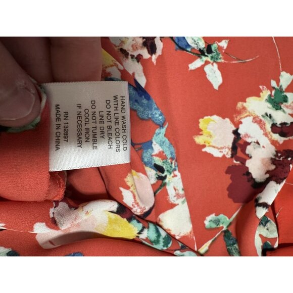 Rose + Olive Red Floral Tunic‎ Top Blouse Size XL Long Sleeve Flowy High Lo Boho - Picture 9 of 11